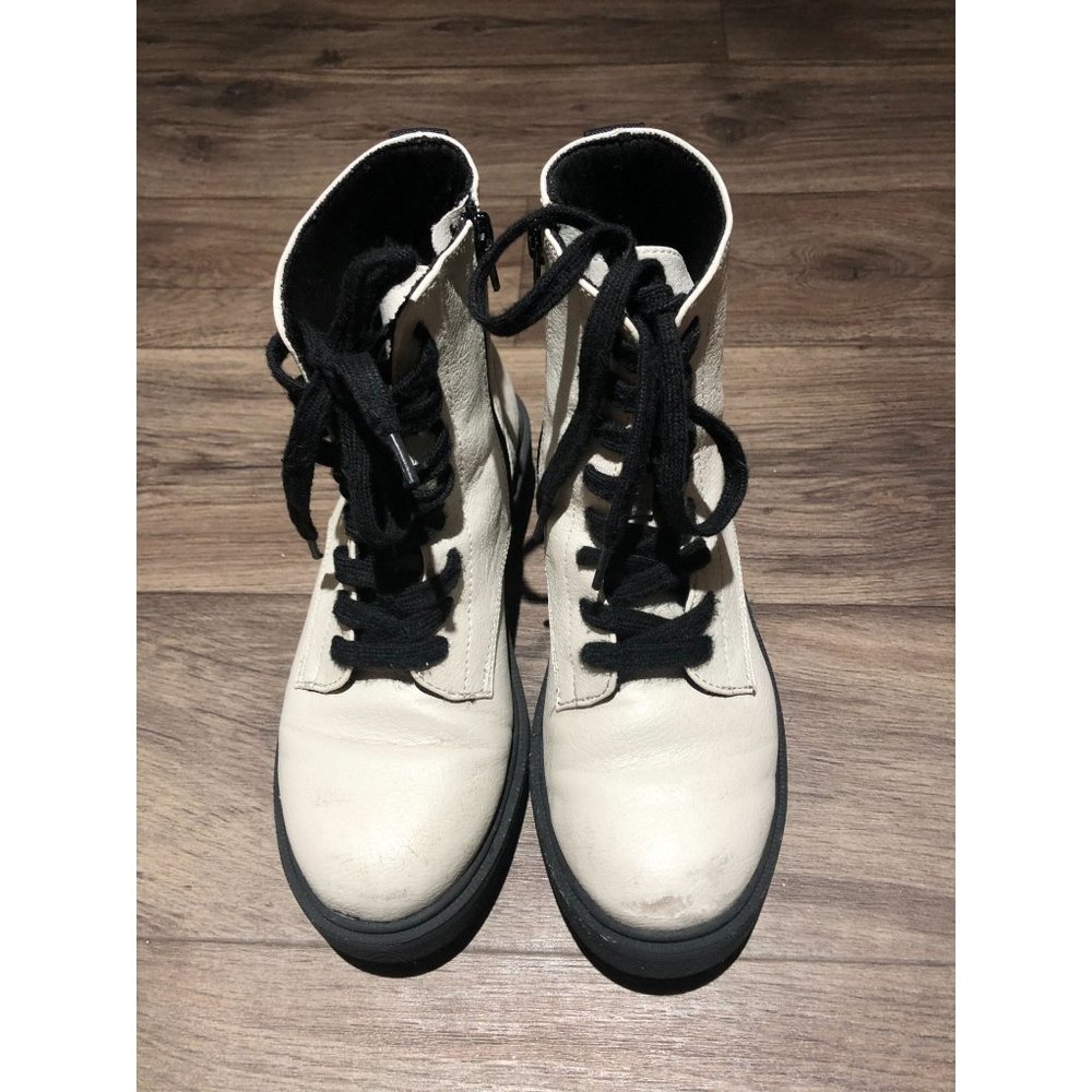 White Laced Up & Zipper On Side Combat Boots Girl Size 5 1/2" Lightly Worn